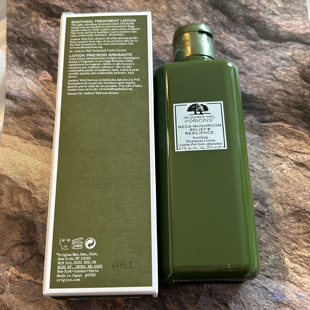 ORIGINS Mega-Mushroom Relief & Resilience Soothing Treatment Lotion 6.7 fl oz